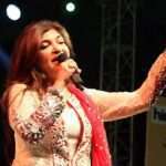 Alka Yagnik became most searched singer on YouTube
