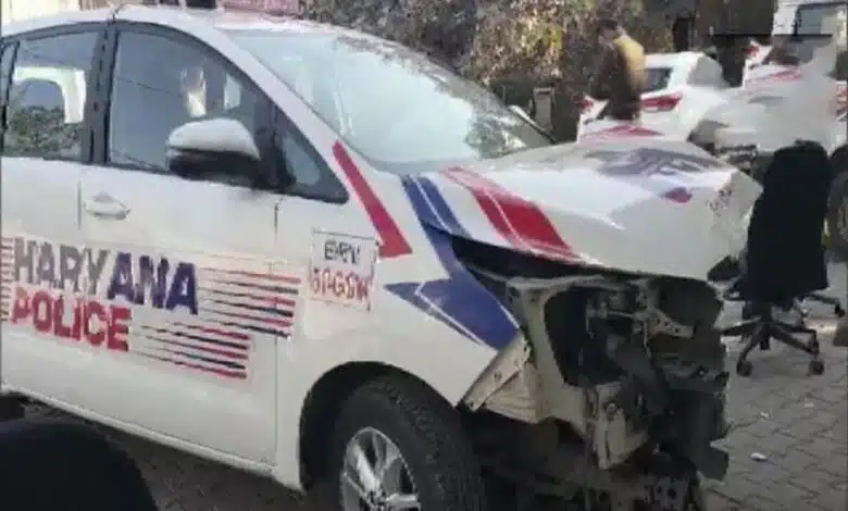 Girl dies after collision with police van in Gurugram