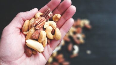 Add nuts and seeds to your diet for weight loss