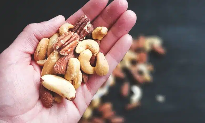 Add nuts and seeds to your diet for weight loss