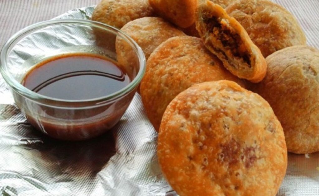 You can try these Kachori recipes with tea