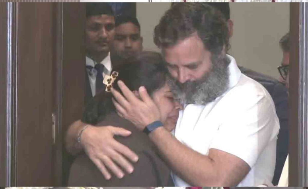 Rahul Gandhi condoles the death of Sharad Yadav