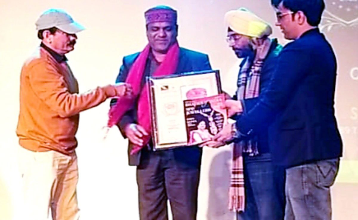 Vipul Jain of Baghpat honored in Social Worker Award 2023