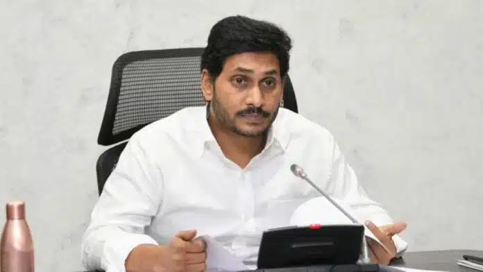 Visakhapatnam will be new capital of AP