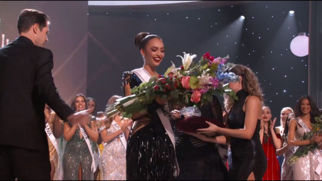 How R'Bonnie Gabriel won the title of Miss Universe