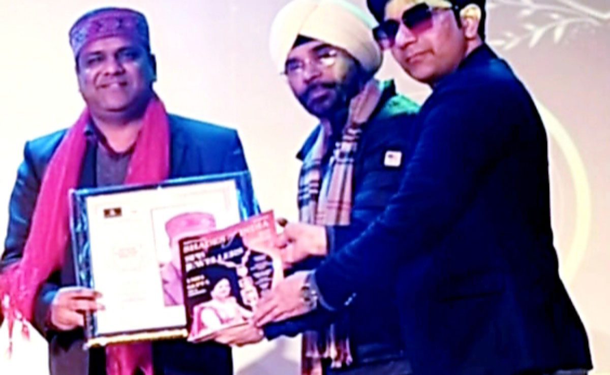 Vipul Jain of Baghpat honored in Social Worker Award 2023