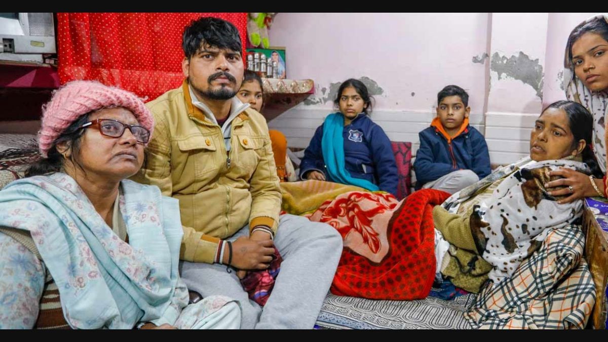 Delhi girl dragging case victim's family rejects Nidhi's claim