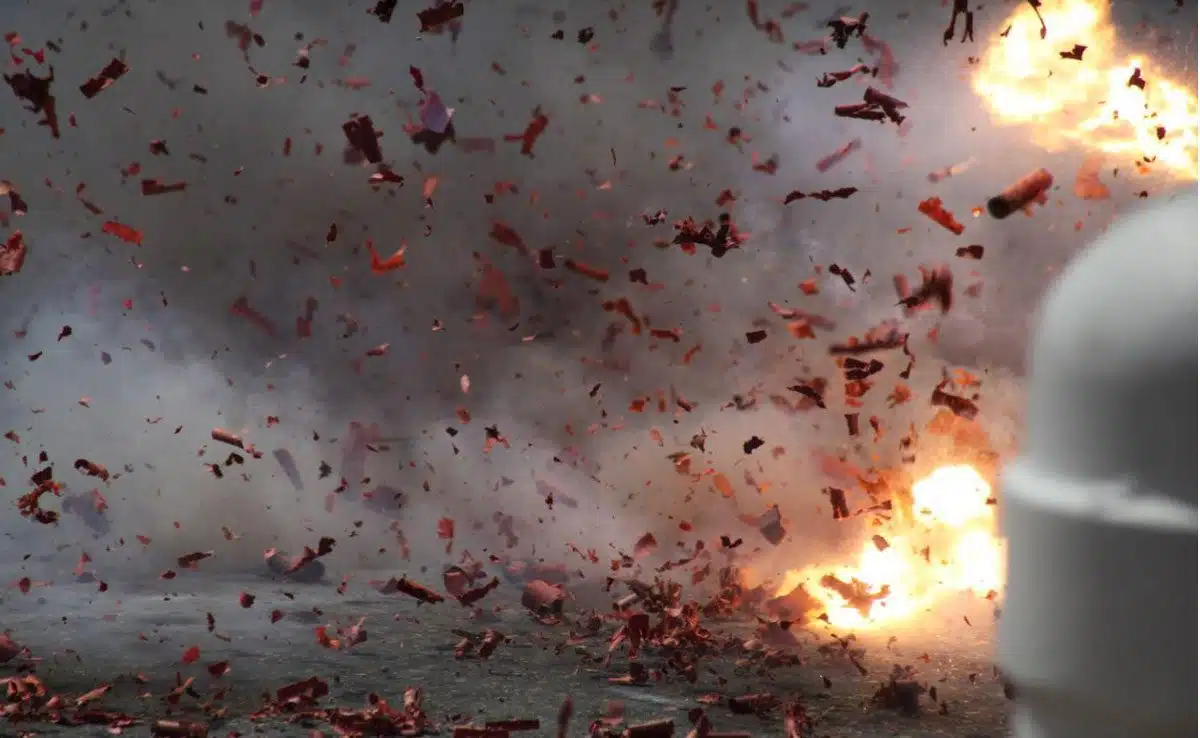Gas balloon cylinder explodes at West Bengal fair