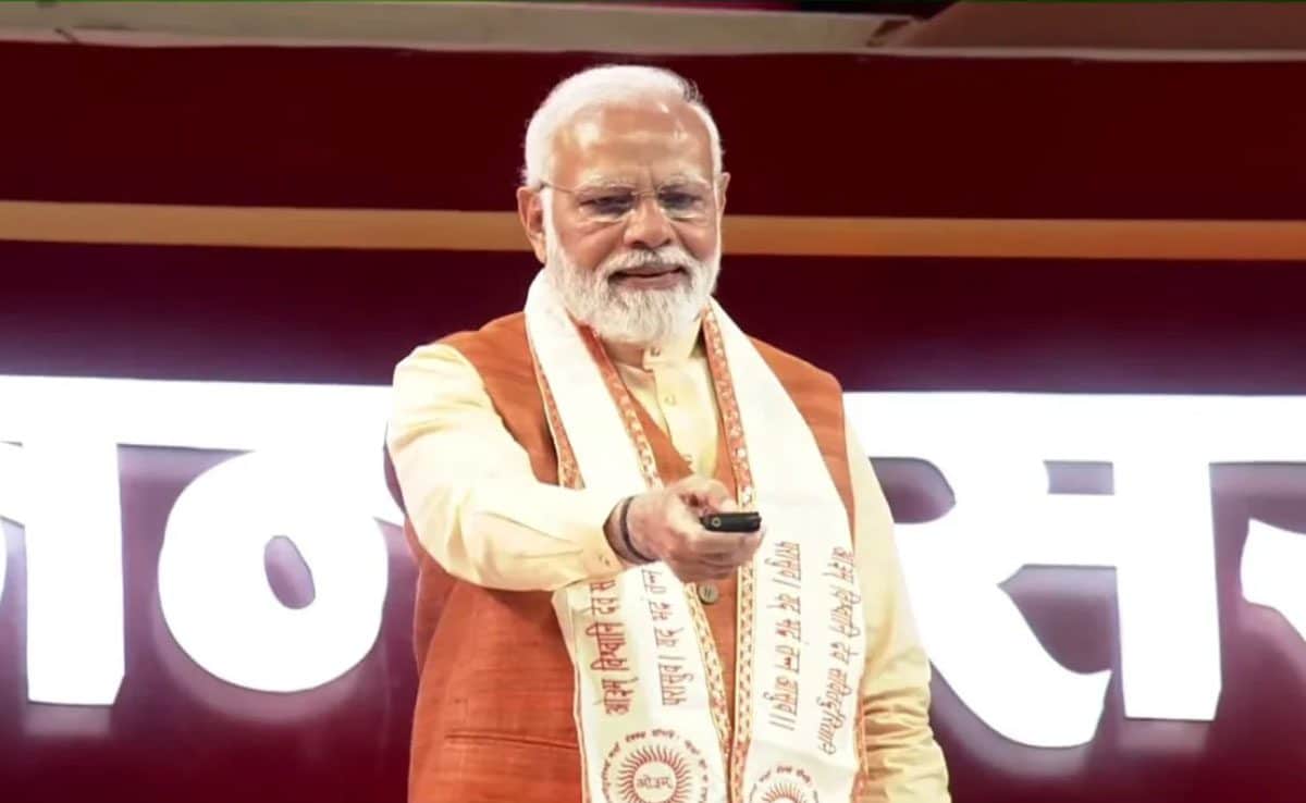 200th birth anniversary of Maharishi Dayanand Saraswati PM Modi said that Dayanand Saraswati gives hope