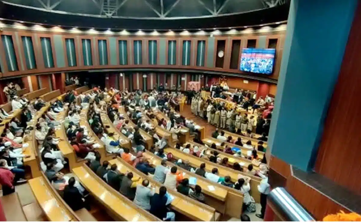 Delhi Mayor election disrupted for 3rd time amid heavy
