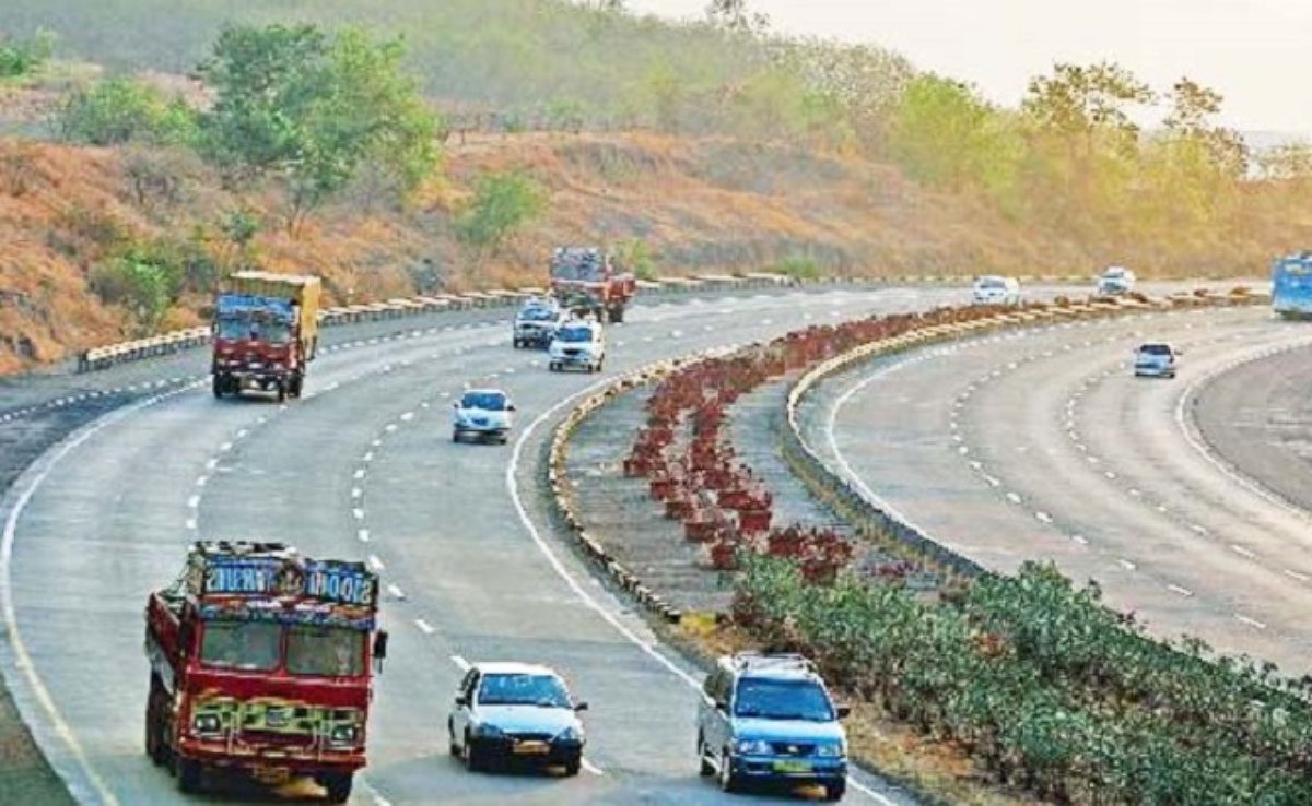 PM Opens Grand Delhi-Mumbai Expressway