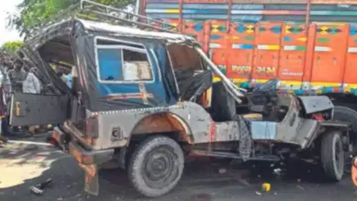 7 killed in jeep accident in Gujarat