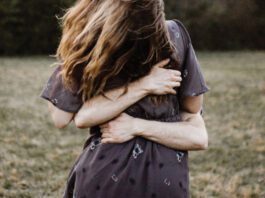 5 physical and mental health benefits of hugging