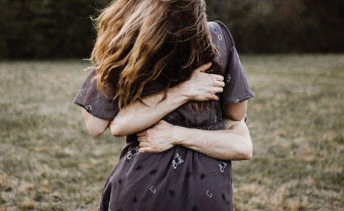 5 physical and mental health benefits of hugging