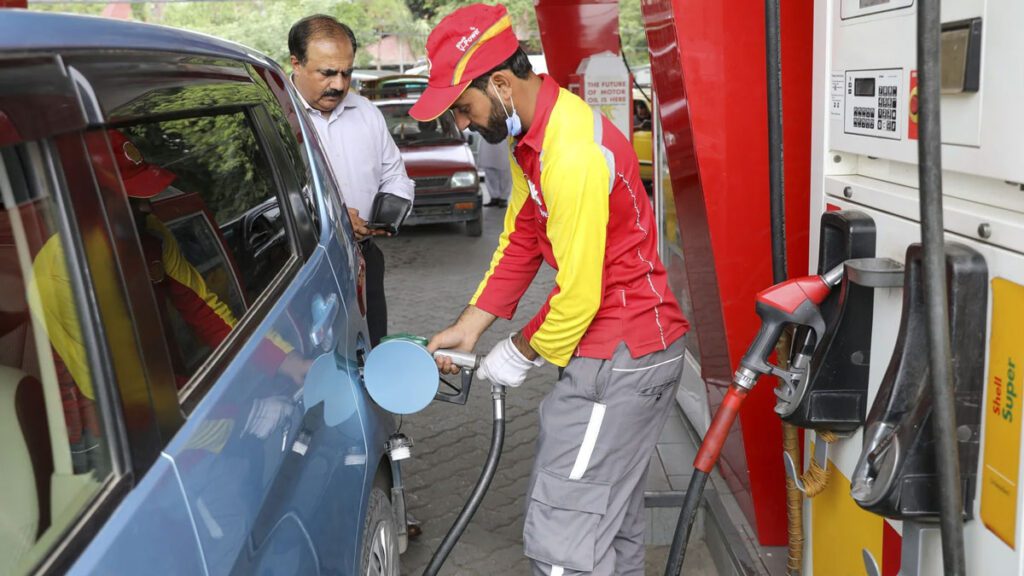 Record hike in fuel prices in Pakistan