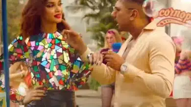 Akshay Kumar's Perfect Party Anthem Kude Chamkila