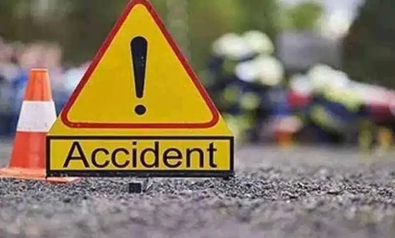 Speeding truck hits scooter in UP, 2 Dead