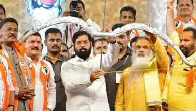 Uddhav Thackeray got a big blow due to EC's decision