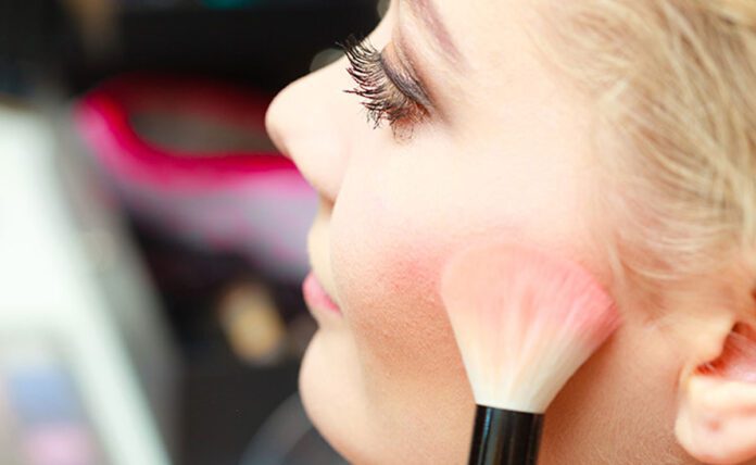 5 useful makeup tips that can be done in less time