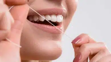 Natural home remedies to stop bleeding gums