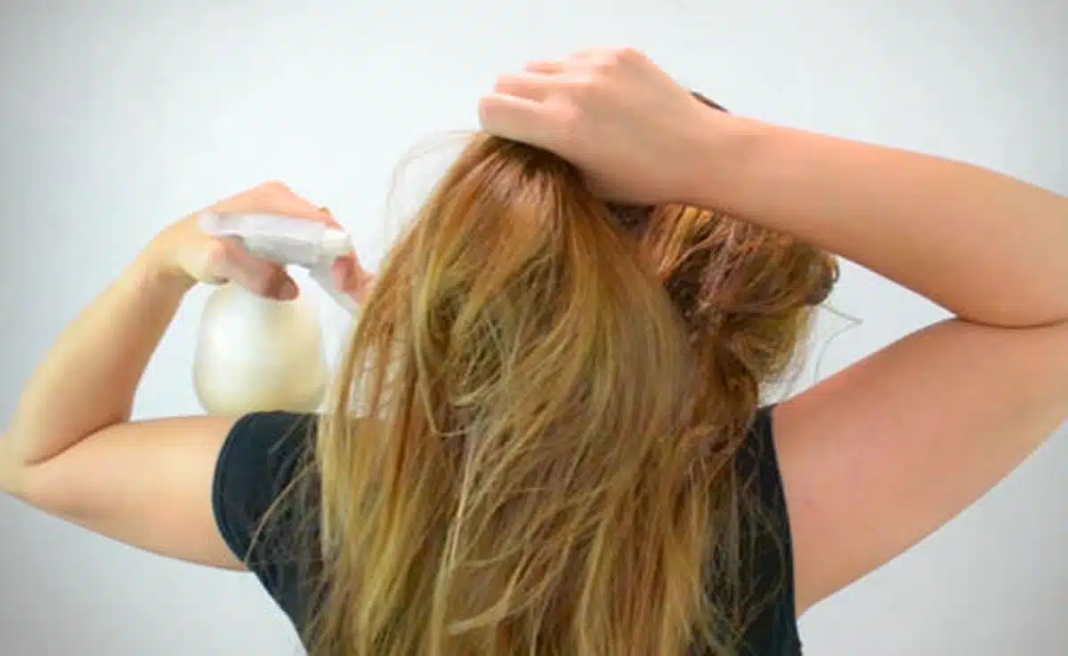 DIY Milk Spray Home remedies for hair straight