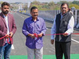 Delhi CM Arvind Kejriwal inaugurated Ashram flyover