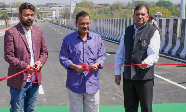 Delhi CM Arvind Kejriwal inaugurated Ashram flyover