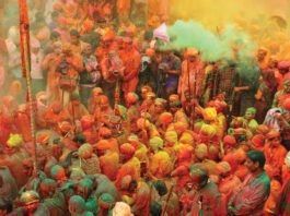 Different ways to celebrate Holi festival