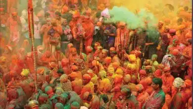 Different ways to celebrate Holi festival