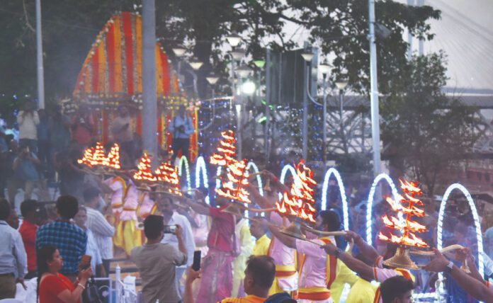 Mamata Banerjee inaugurated Ganga Aarti in Kolkata