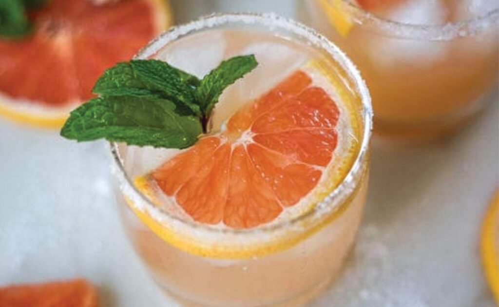 7 Refreshing Fruit-Based Cocktail for Weekend