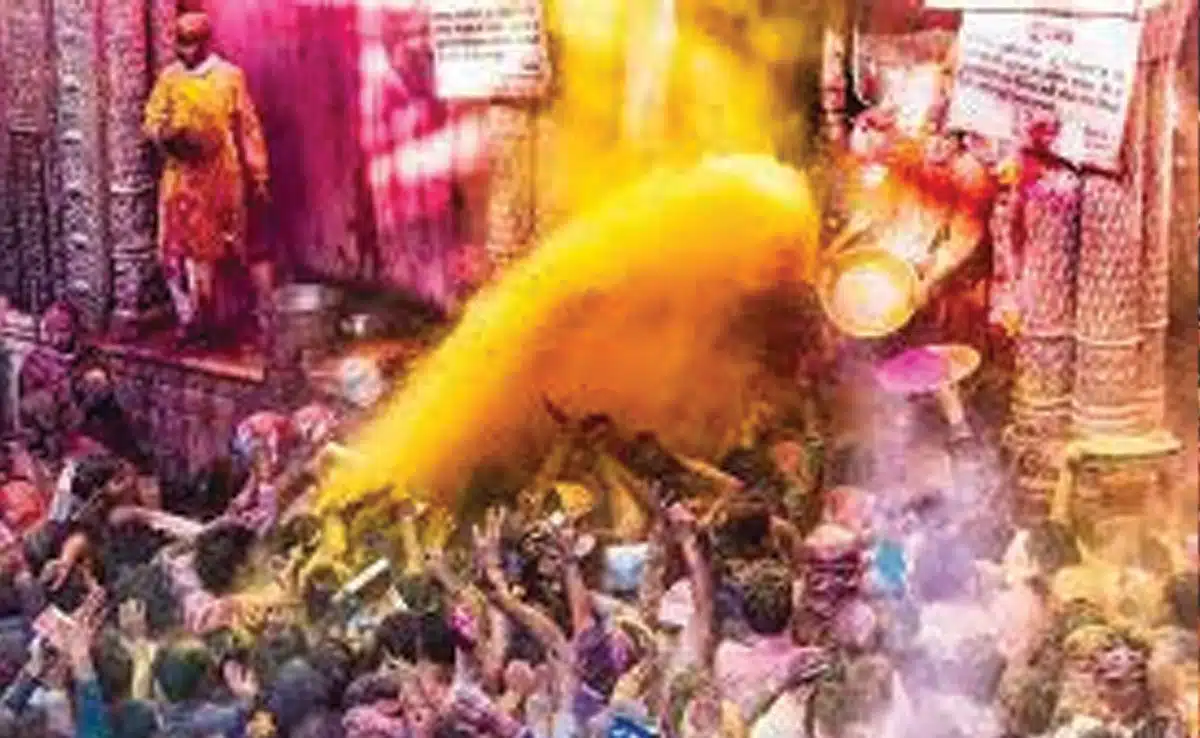 Different ways to celebrate Holi festival