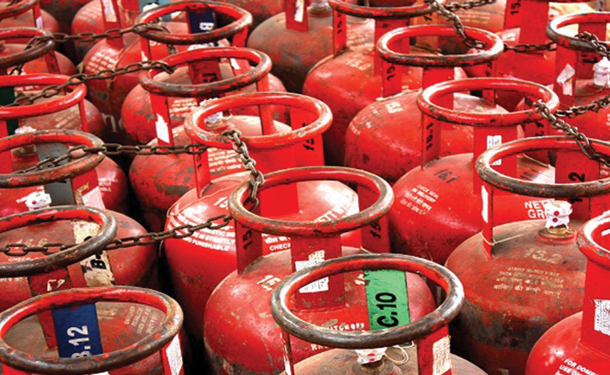 LPG cylinder price increased LPG cylinder price increased in Delhi