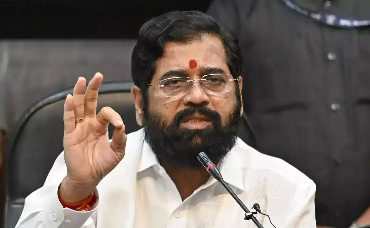 Maharashtra cm Huge rally of farmers in Maharashtra