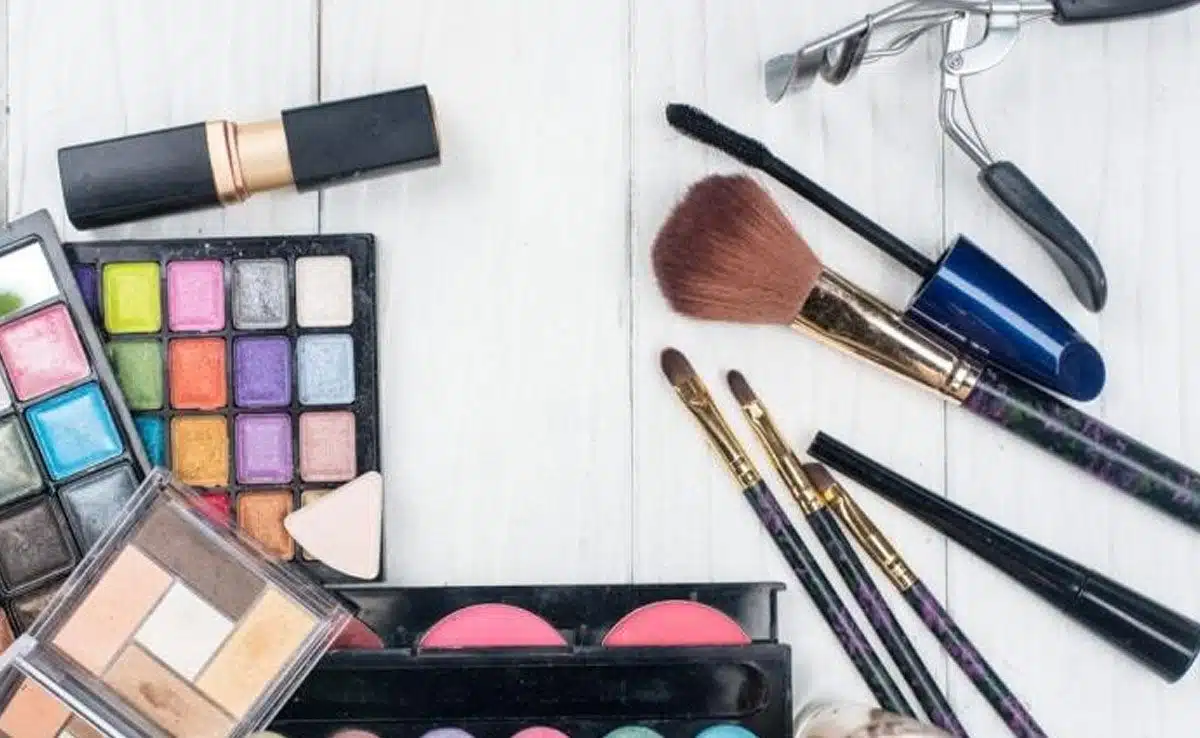 Makeup Box Setup 5 useful makeup tips that can be done in less time