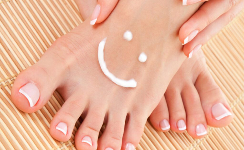 6 Tips to Avoid Cracked Ankles in Summer