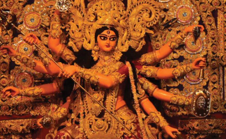 Navratri व्रत के दौरान ऊर्जावान और स्वस्थ रहने के 8 आसान तरीके