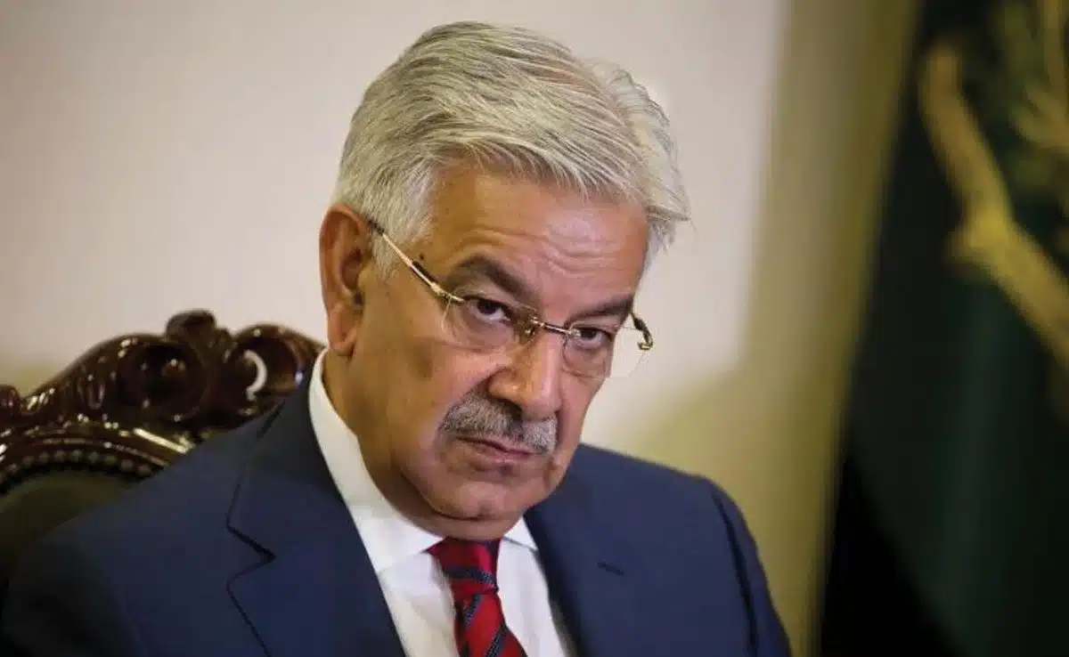 India invites Pak's Defense Minister for SCO meeting