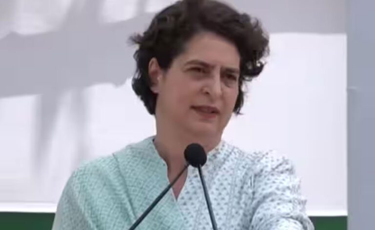 Priyanka Gandhi: इस देश का प्रधानमंत्री कायर और अहंकारी है