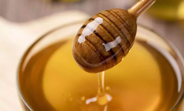 4 reasons to include raw honey in your diet