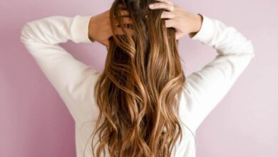 Apply these 5 oils for thick and strong hair