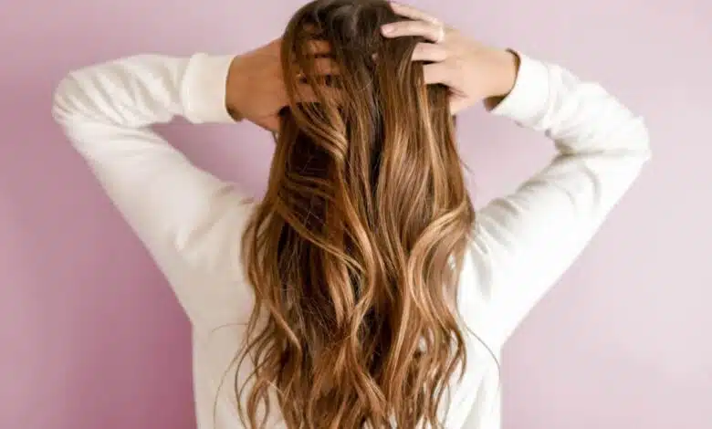 Apply these 5 oils for thick and strong hair