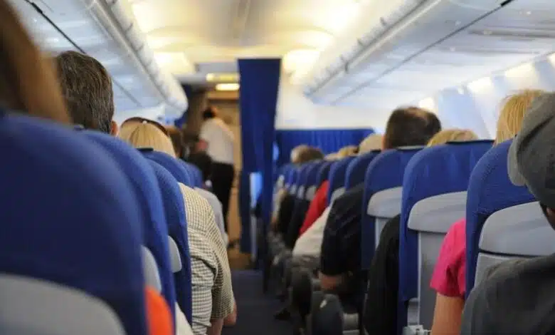 Urinalysis scandal by drunk student on plane