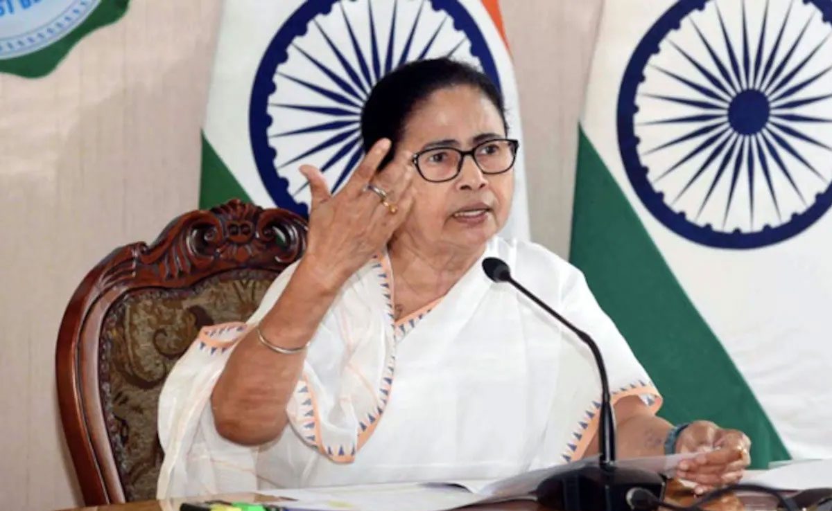 mamata banerjee Mamata Banerjee inaugurated Ganga Aarti in Kolkata