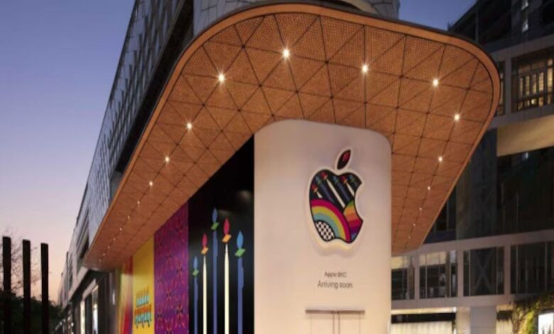 Apple's 1st store in India opens in Mumbai
