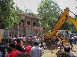 Bulldozer ran on the temple of Indore