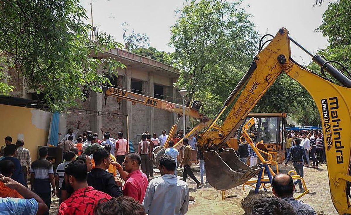 Bulldozer ran on the temple of Indore