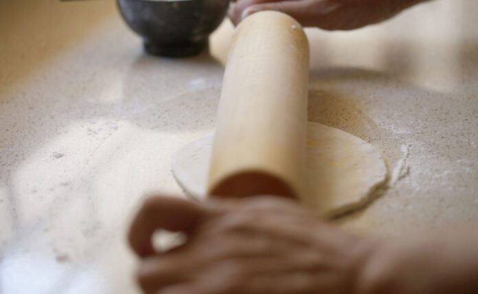 Here are 5 tips to make Round Roti