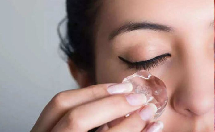 Ice water facial can spoil the texture of the skin, be careful