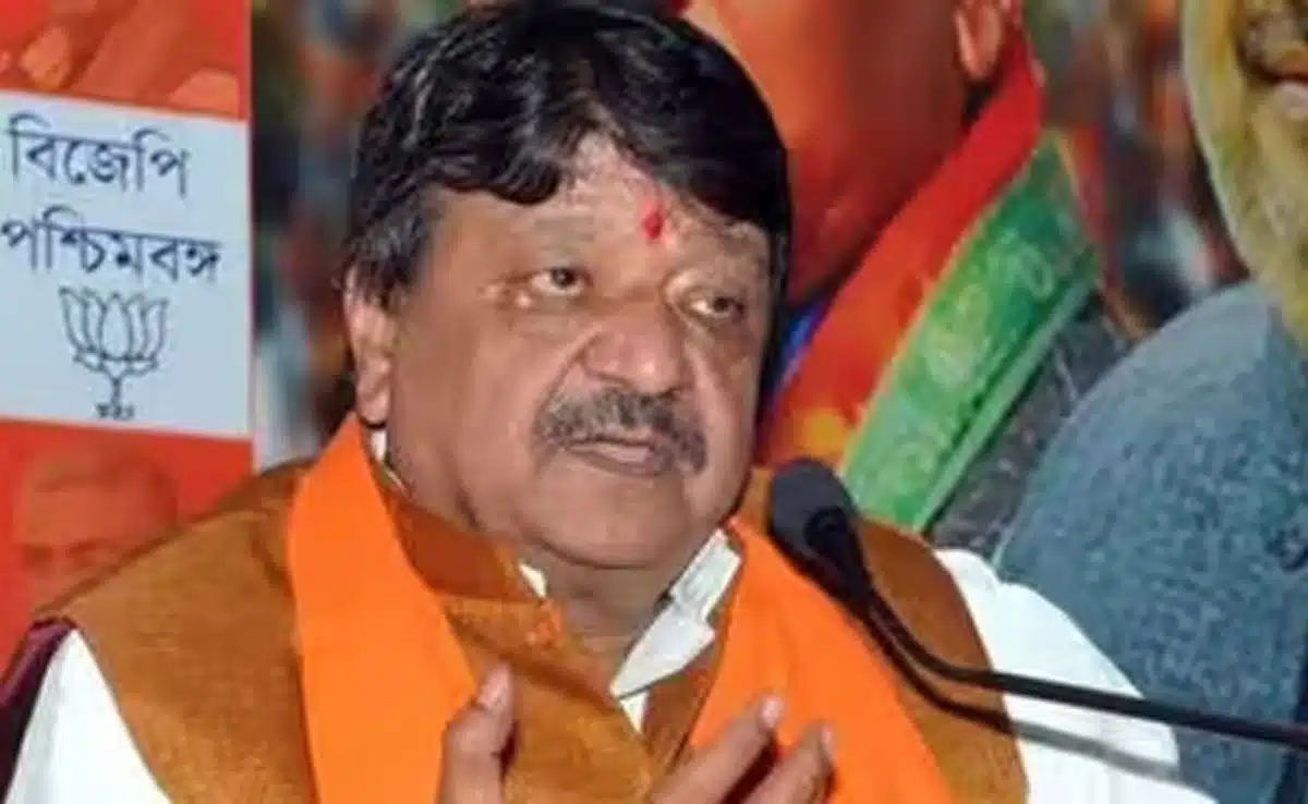 Senior BJP leader compared girls to demons